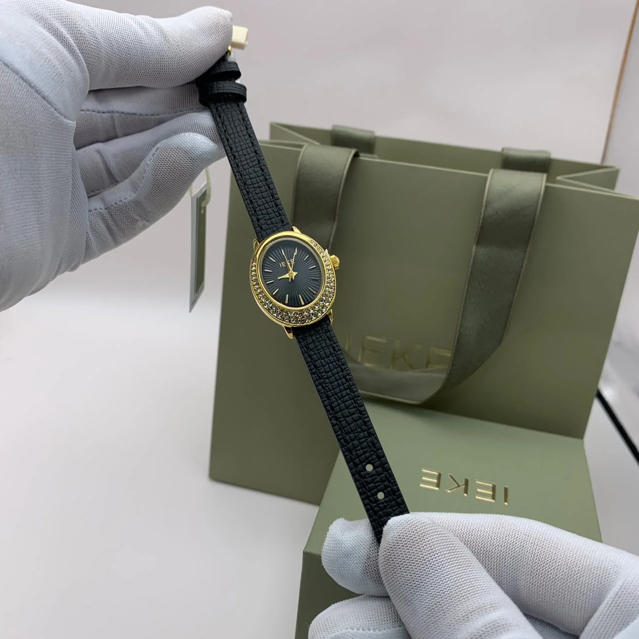 Montres Cuir IEKE