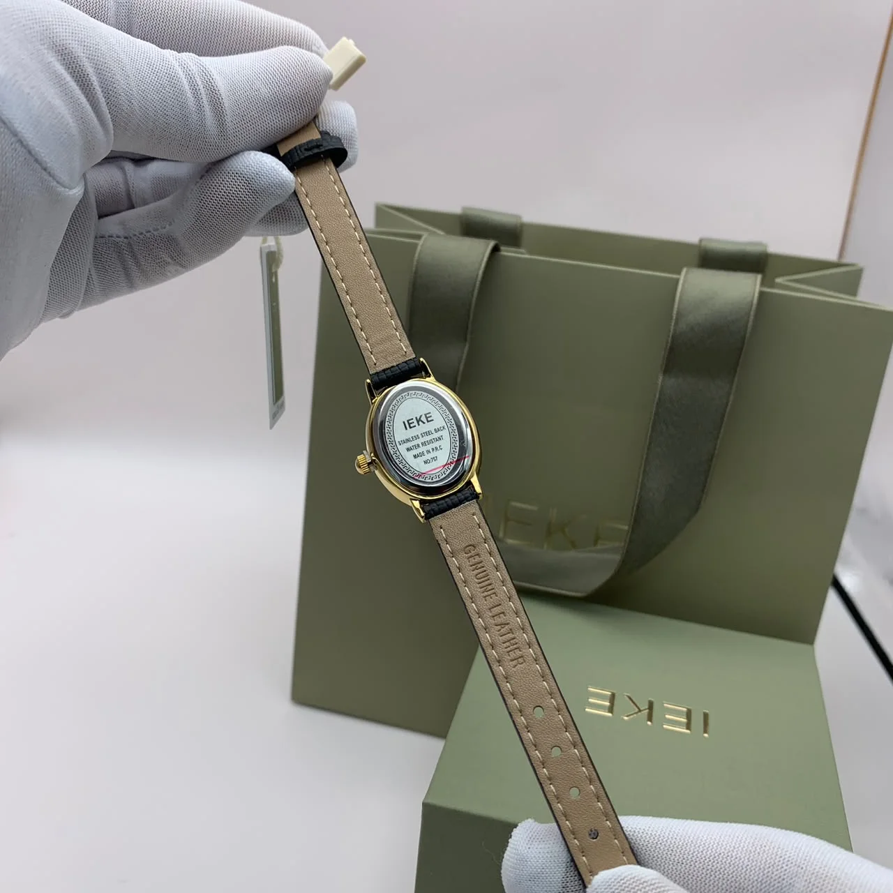 Montres Cuir IEKE