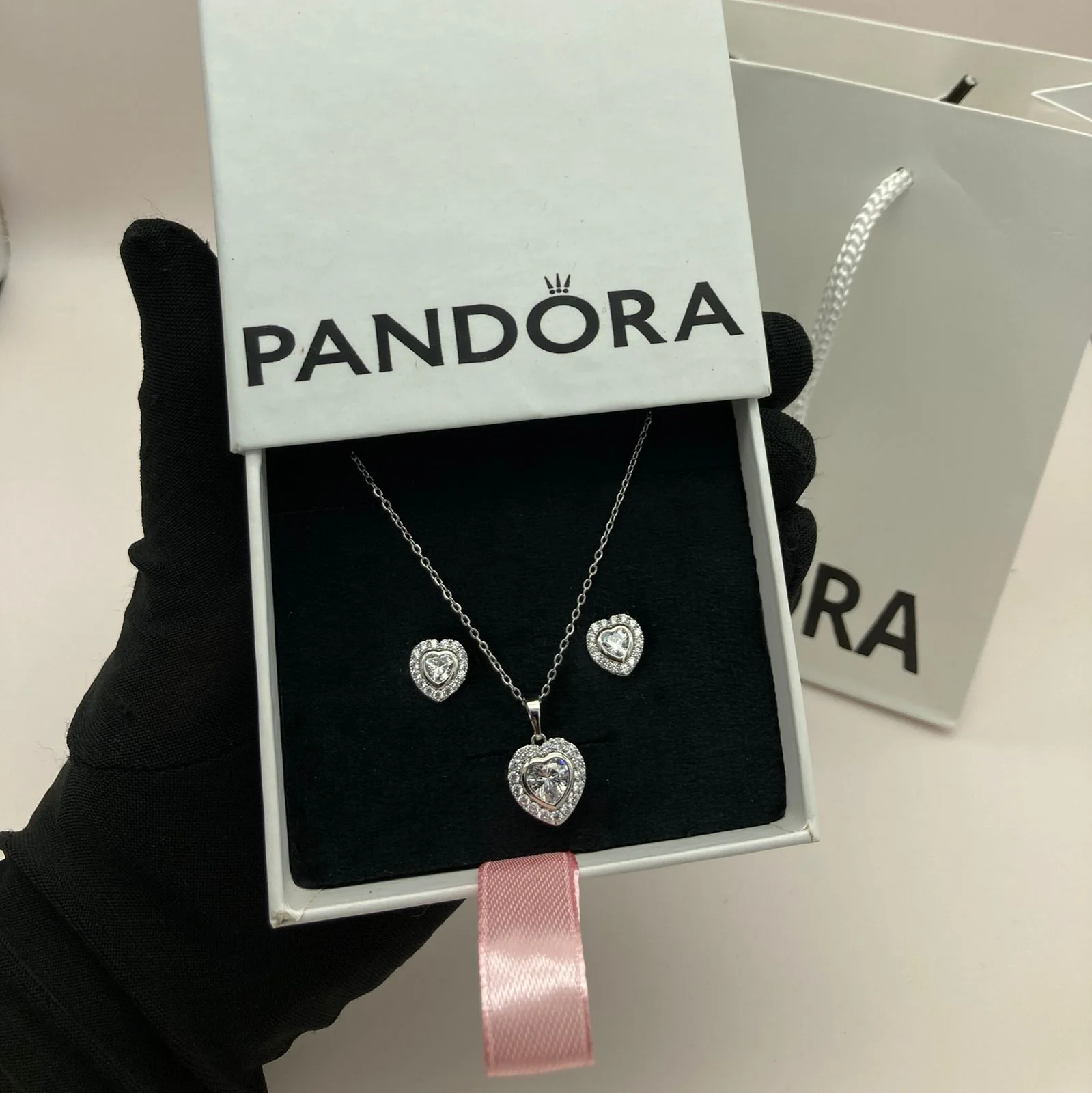 طقم نسائي أنيق🤍🎁✨