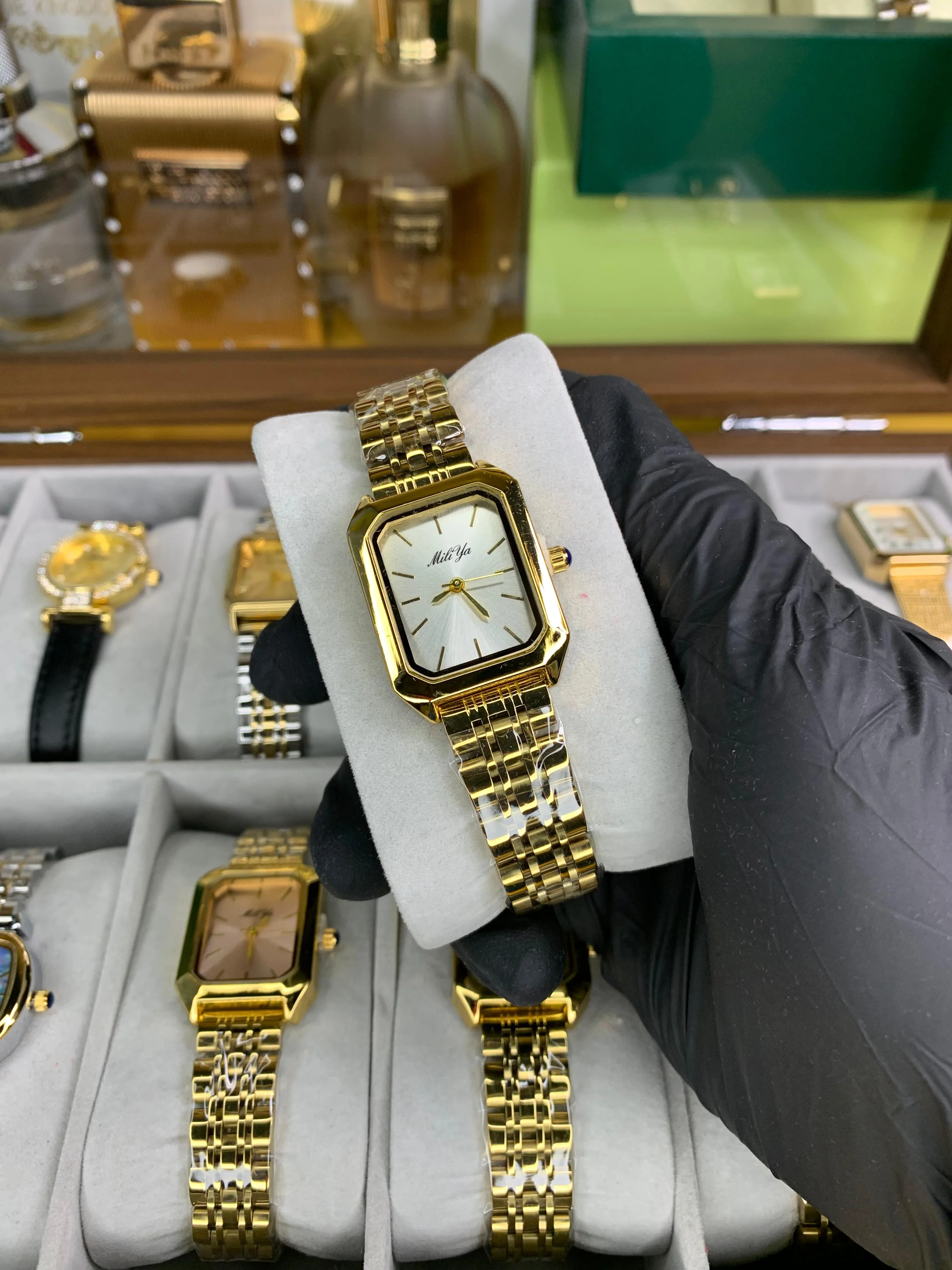 ساعة نسائية miliya