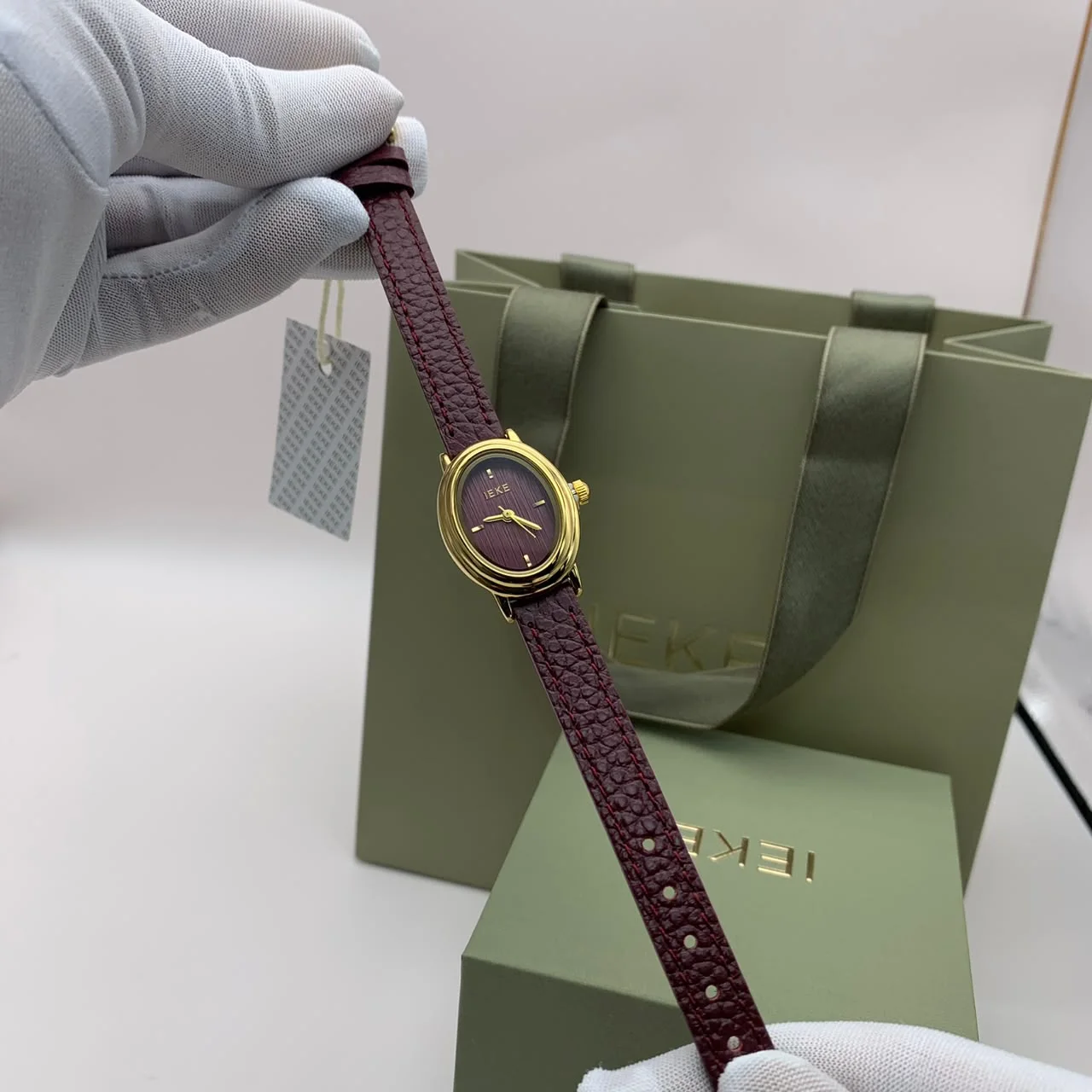 Montres Cuir IEKE