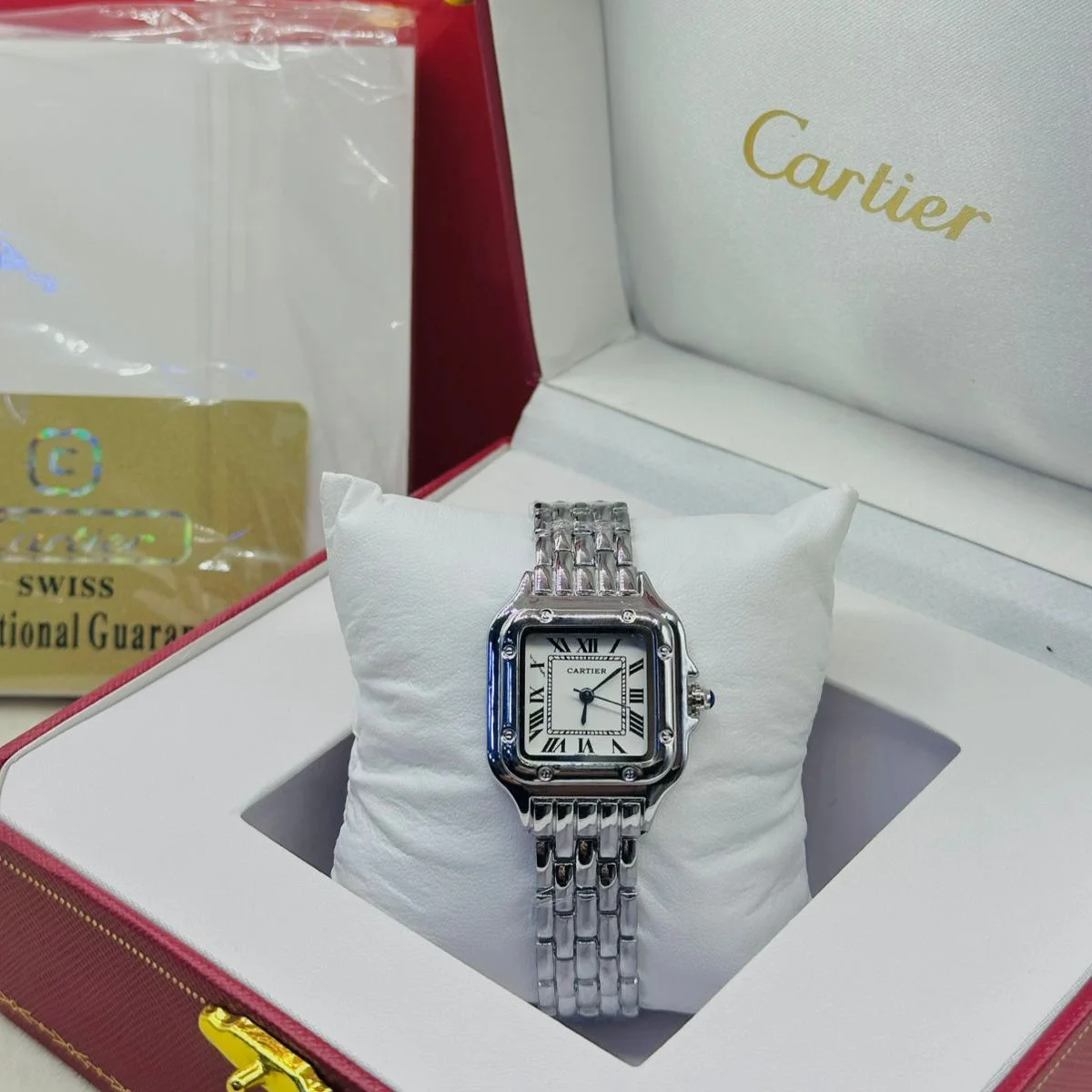 CARTIER AVEC BOITE