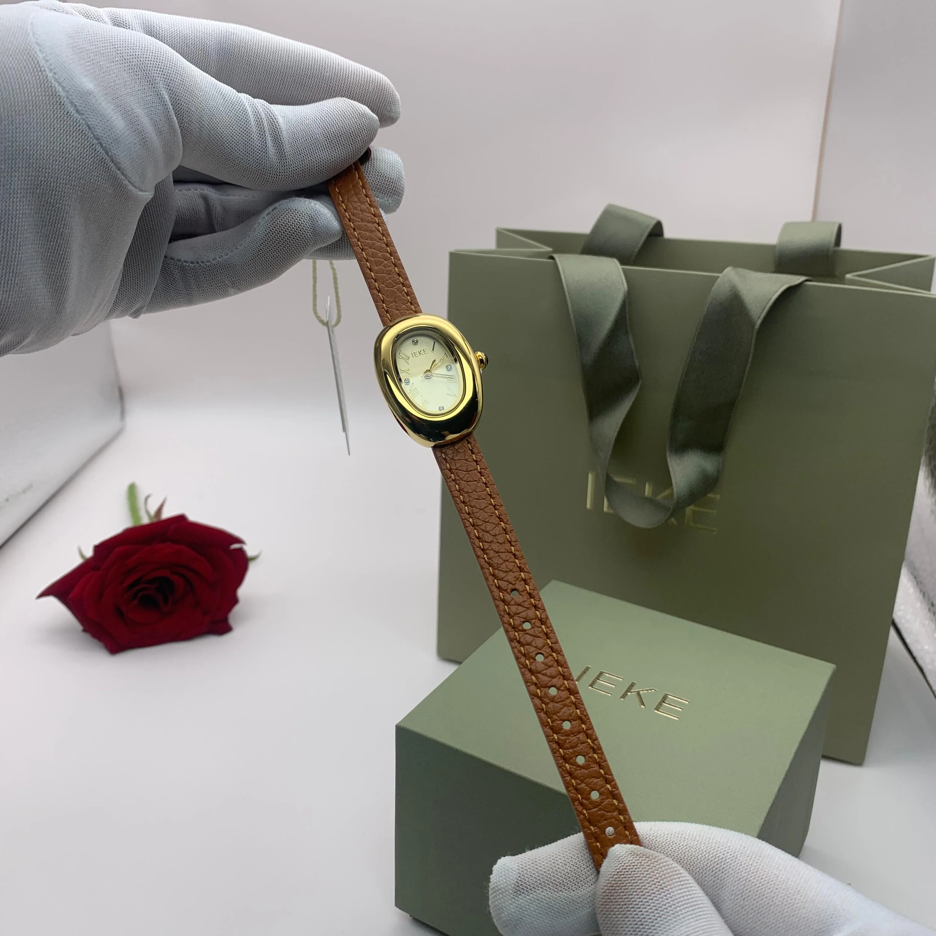 Montres Cuir IEKE