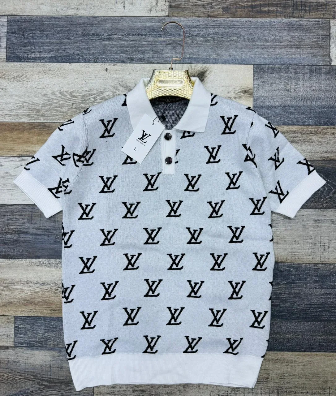 Polo en Maille Premium - Motif Monogramme Élégant