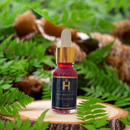 المورد الطبيعي للخدود والشفايف من H