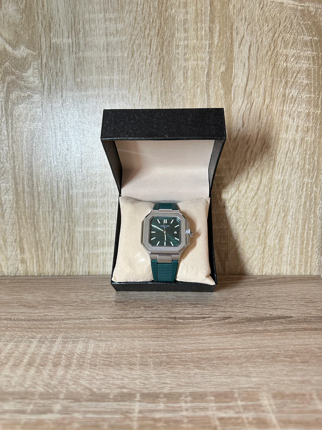 PATEK PHILIPPE CARRÉ SILICON