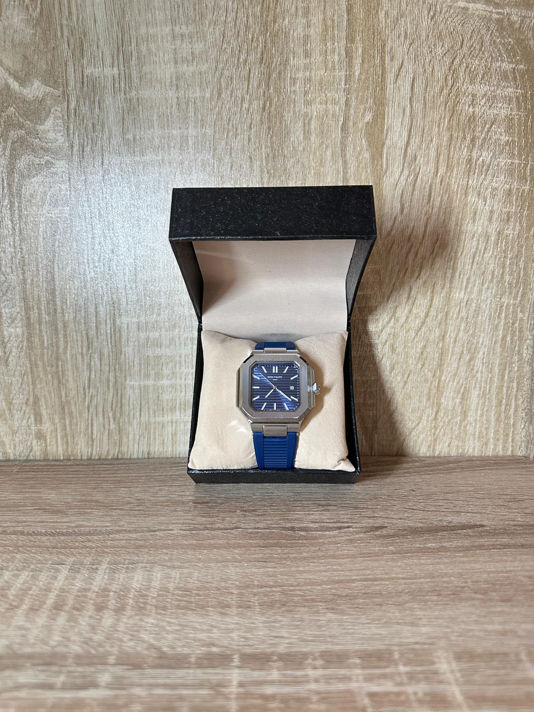PATEK PHILIPPE CARRÉ SILICON