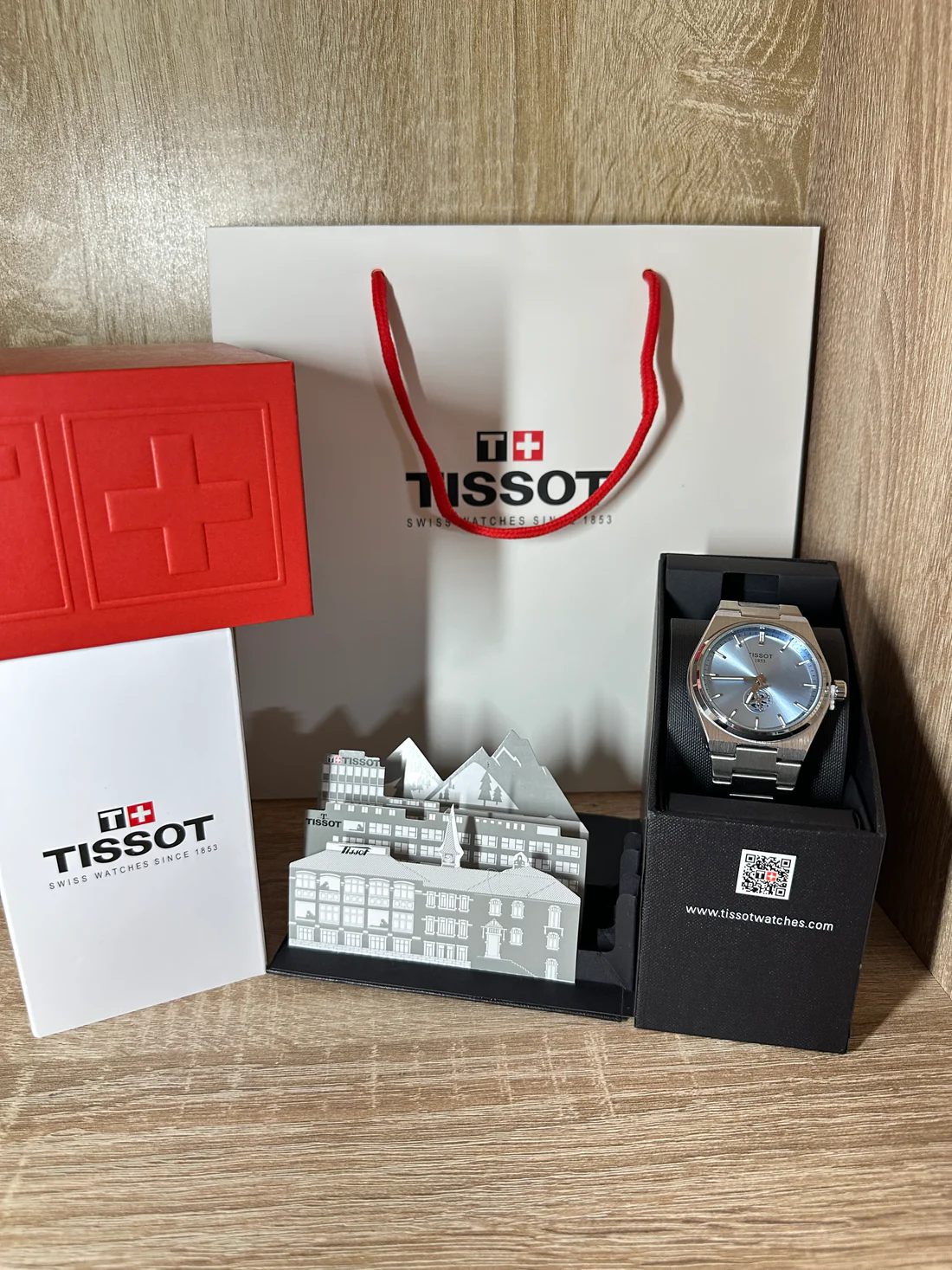 TISSOT BLEU CIEL 2025 COFFRET