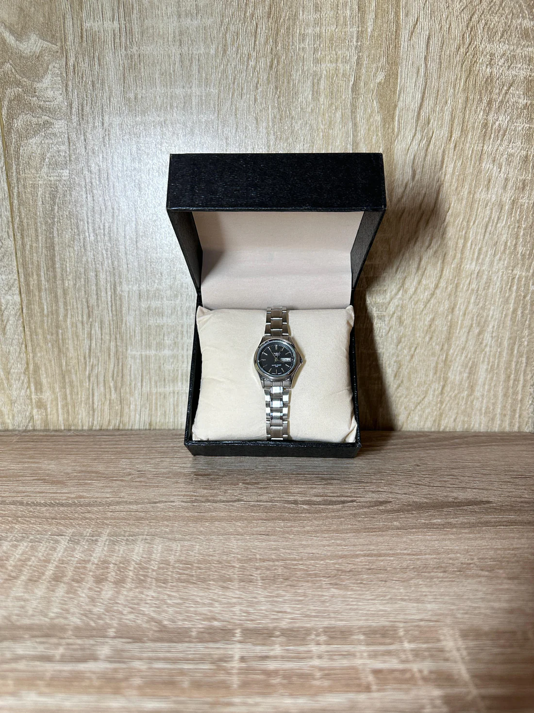 CASIO FEMMES ROND OLD MONEY