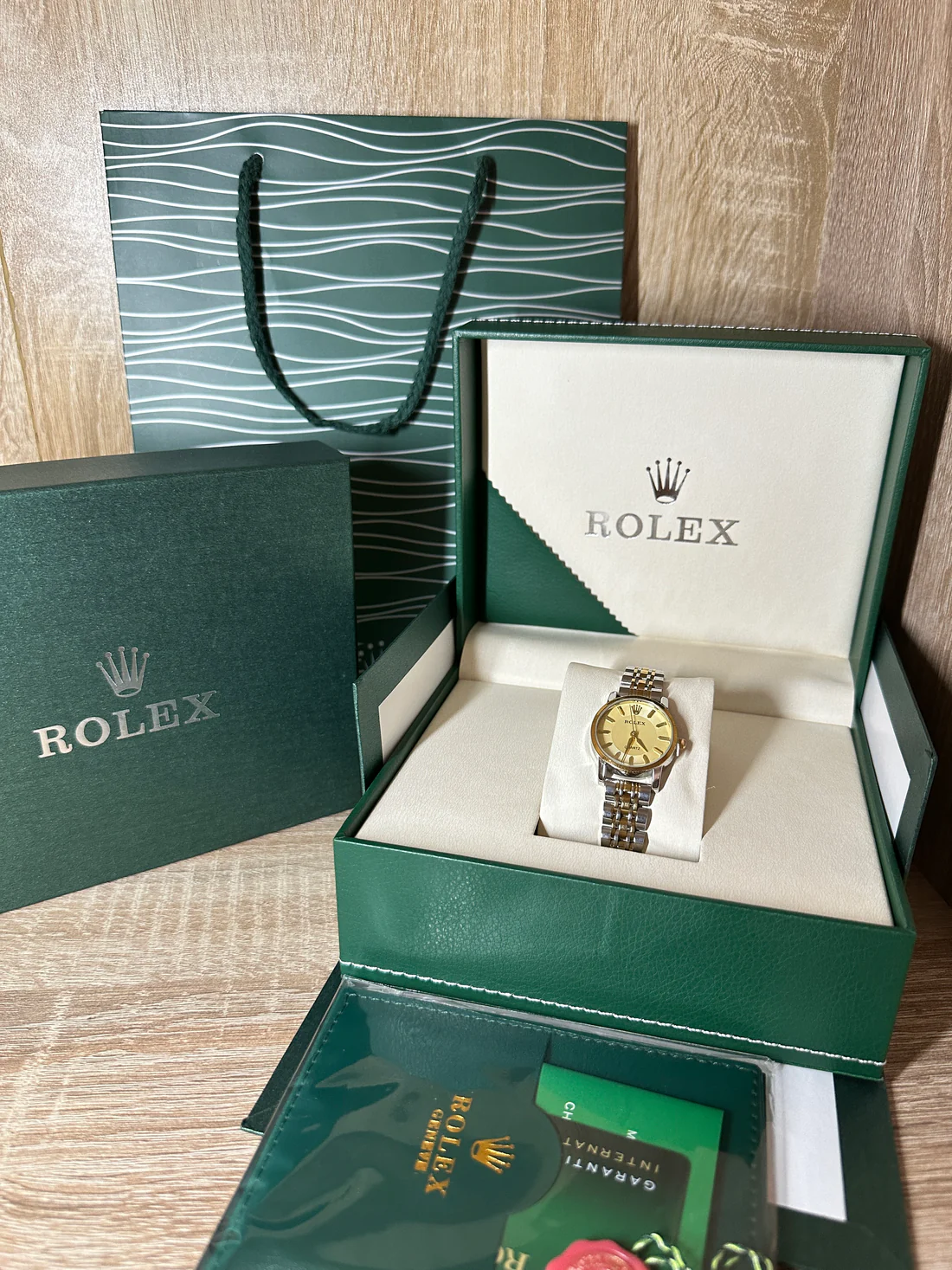 ROLEX FEMMES CLASSE COFFRET
