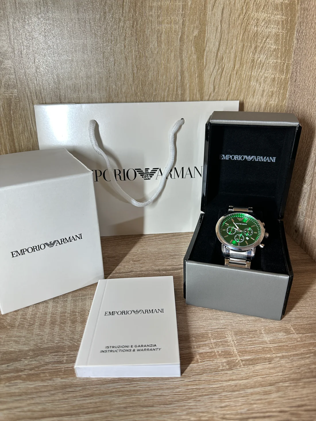 EMPORIO ARMANI HOMMES CHRONOGRAPH COFFRET