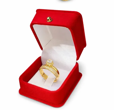 خاتم مارياج من ذهب عيار 18