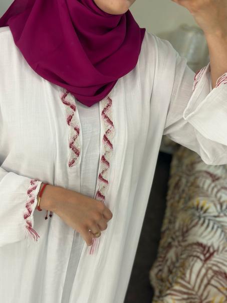 عباية مكرمية