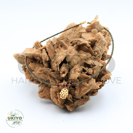 Collier en perles et cristaux