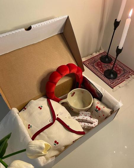 بوكس الأنوثة والتميز 🍒✨