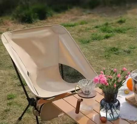 كرسي تخيم قابل للطي