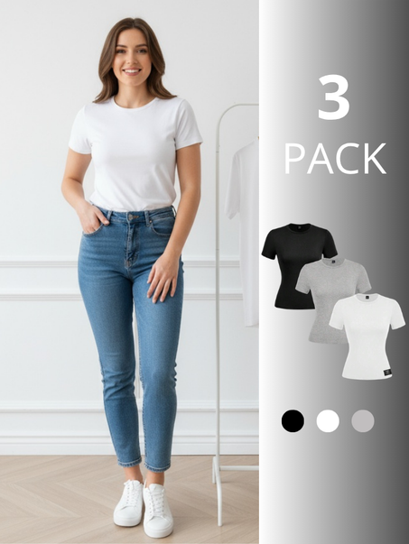 عرض 3 تيشيرتات أساسية