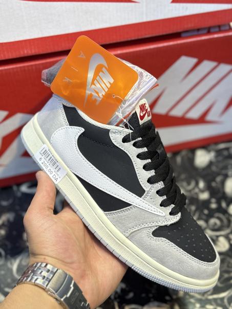 Nike Travis & Scott New Couleur ⚡️