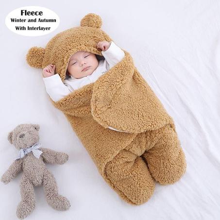 Couverture en peluche avec capuche pour un sommeil chaud et doux pour les enfants