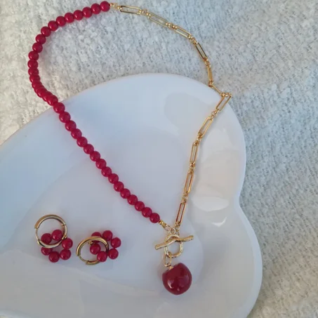 Parure Corail Rouge Naturel & Acier Inoxydable – Collier + Boucles d’Oreilles