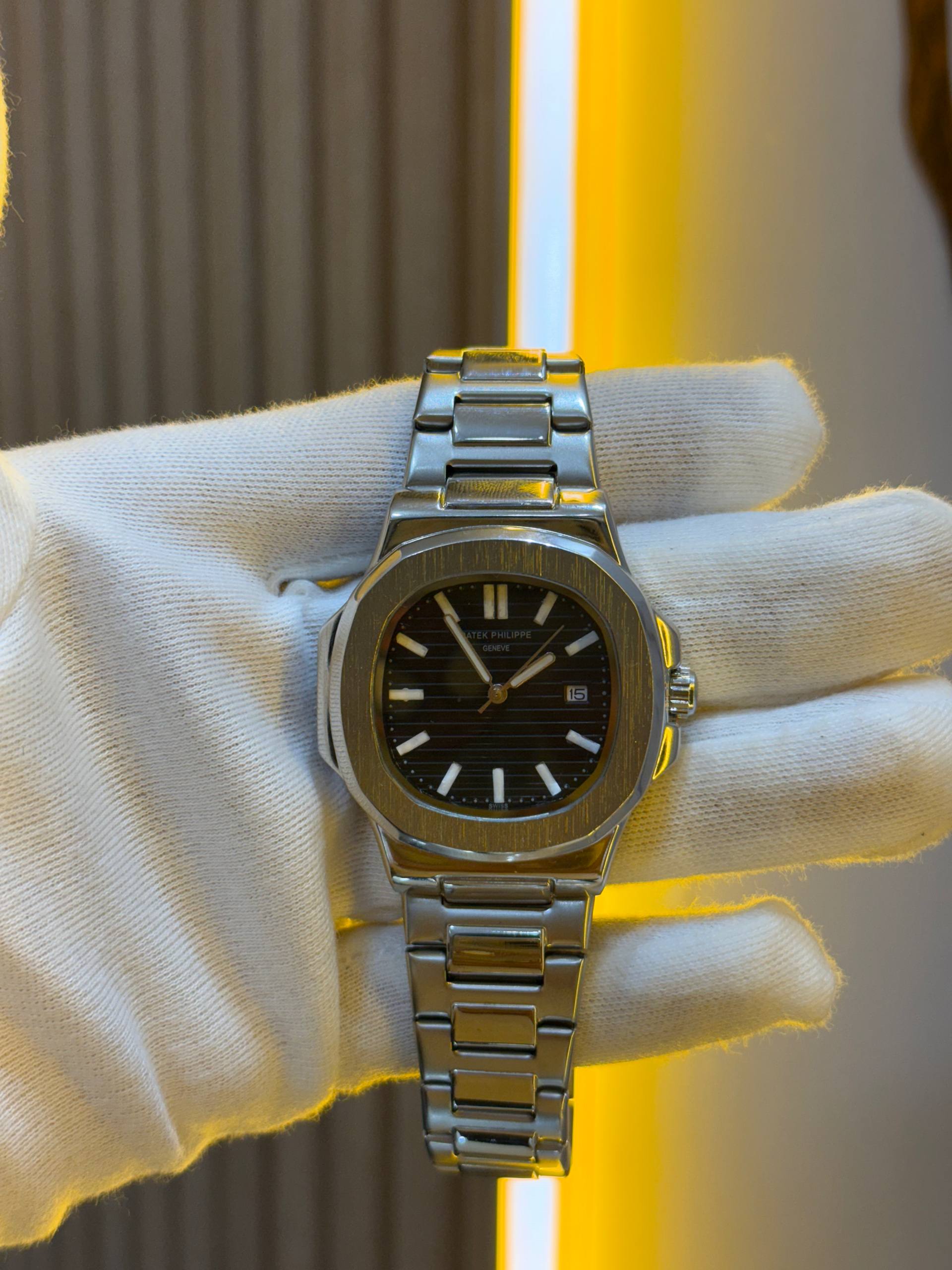 PATEK PHELLIPE nautilus