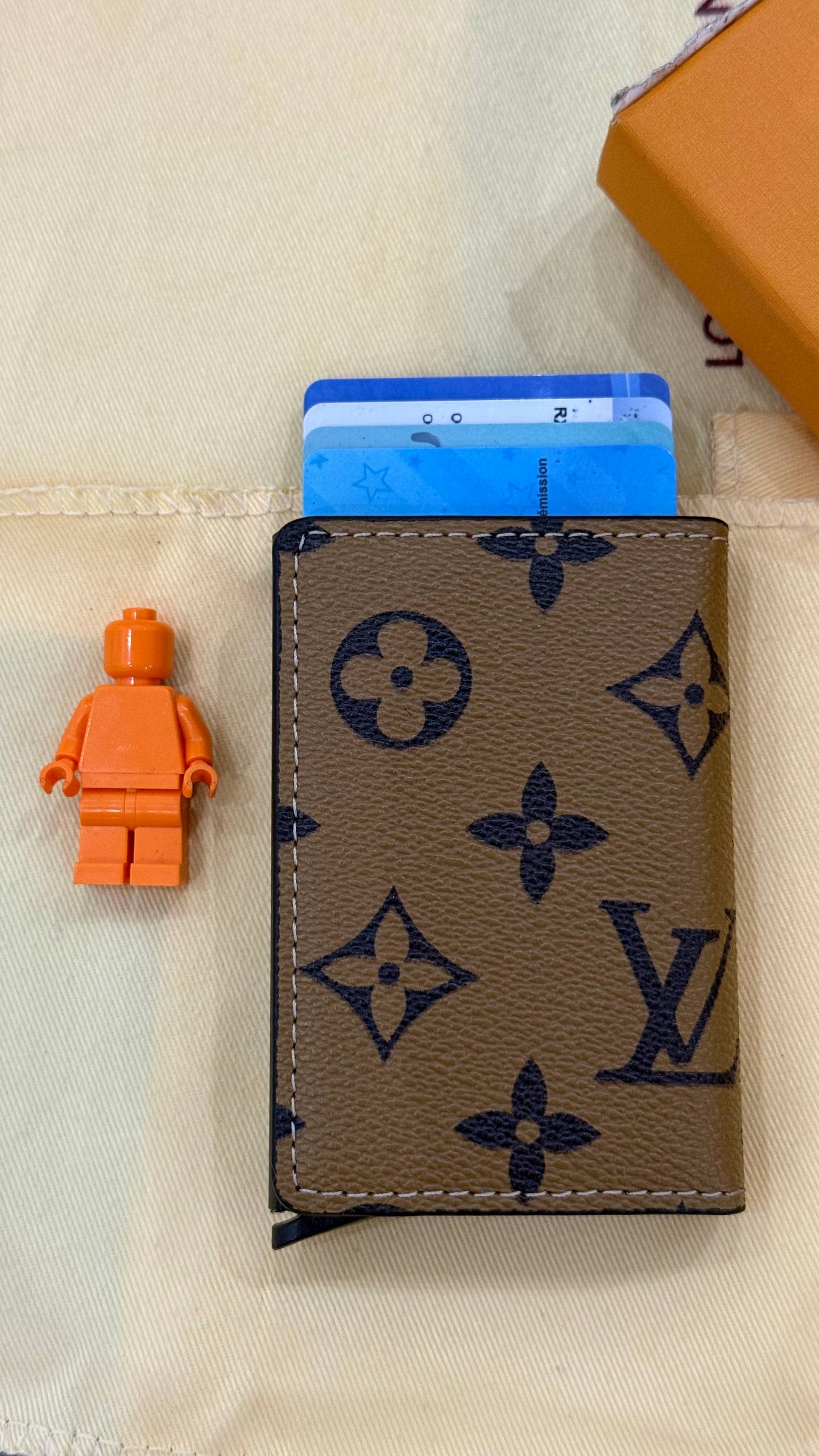 PORTE CARTE LOUIS VUITTON MONOGRAMME MORNING COFFEE