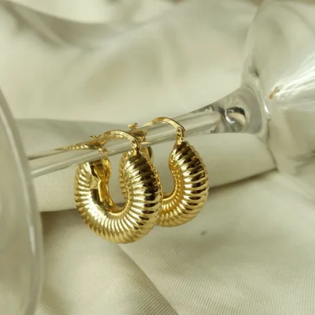 Luna Glow Drop Earrings