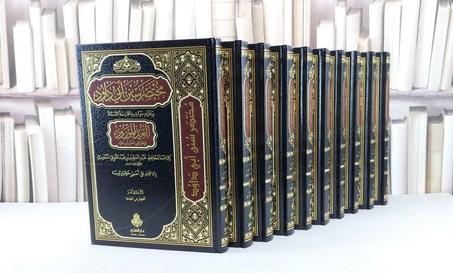 مختصر سنن أبي داود وعليه حواشيه القيمة العد المورود في حواشي سنن ابي داود