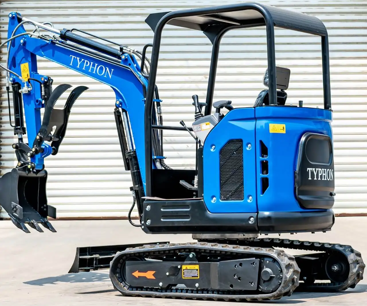 TYPHON TERROR X2 STORM Mini Excavator 2.5 Ton Diesel Kubota V1505 25HP Engine USA