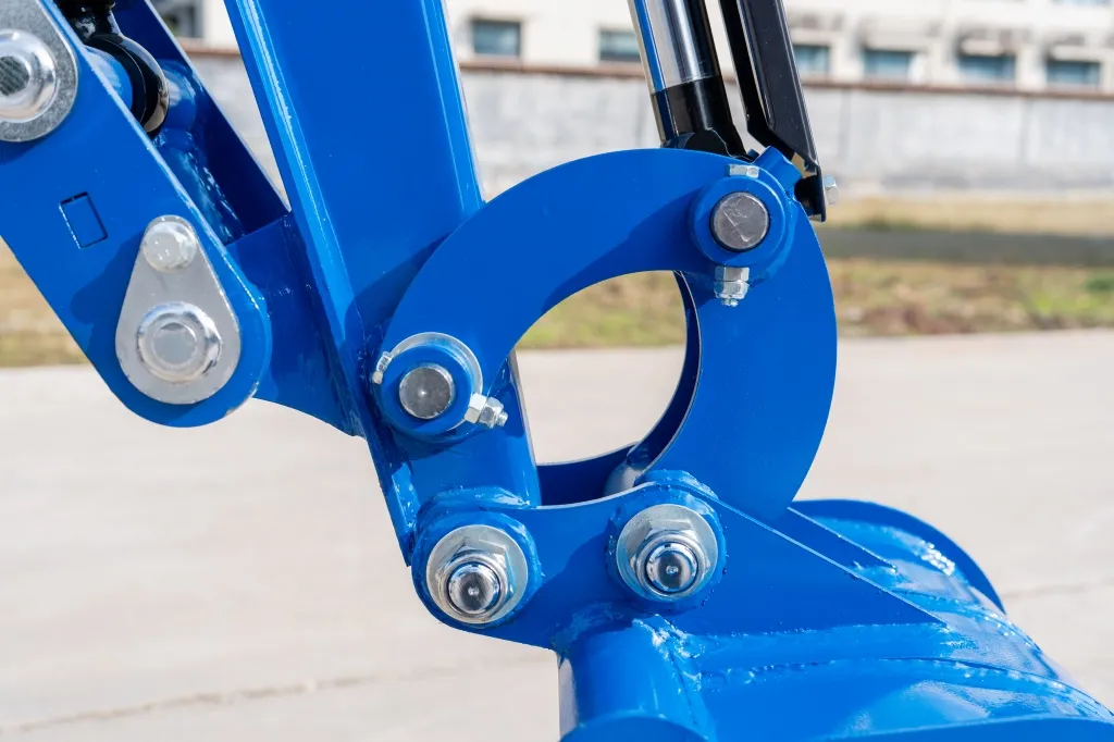 TYPHON TERROR XIX STORM Mini Excavator – 4000lbs Trench Digger with Boom Swing, Canopy, Retractable Tracks