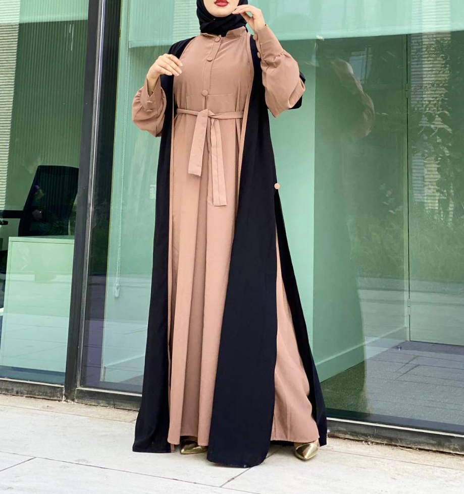 عباية اربع قطع ثوب كريب حرير