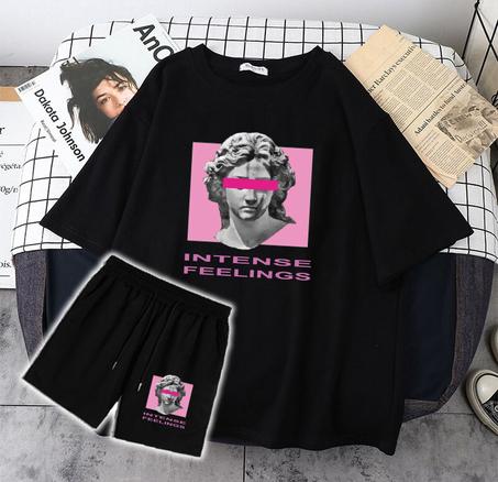 INTENSE FEELINGS ENSEMBLE NOIR