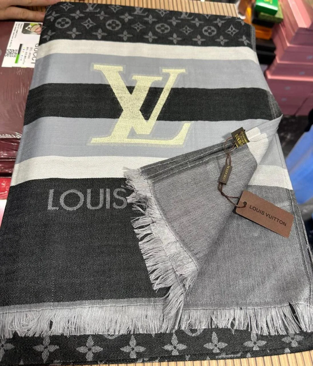 Echarpe Luis Vuitton