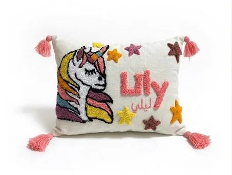 مخدة "اليونيكورن السحري" مخصصة بالاسم | Coussin Licorne 🦄✨