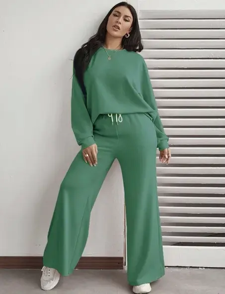 ملابس نسائية