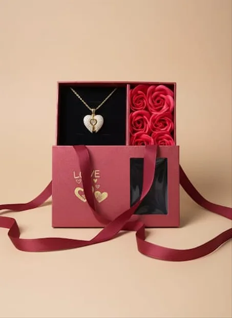 بوكس الورود + سلسلة القلب