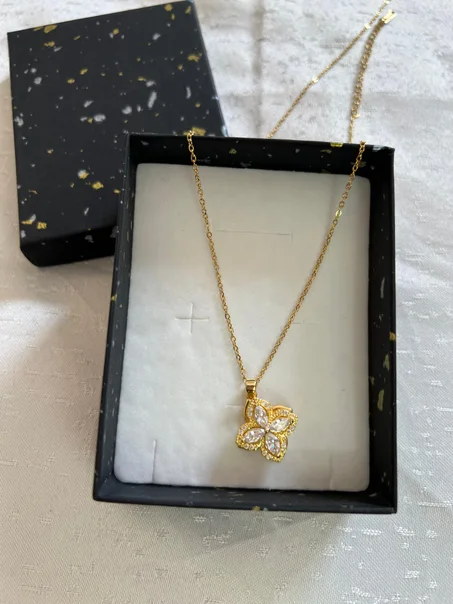 Collier en acier inoxydable Élégance au Quotidien