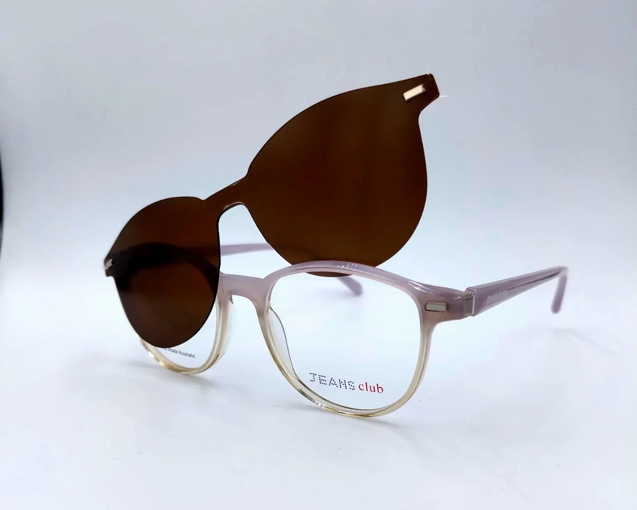 Monture clip‑on beige dégradé