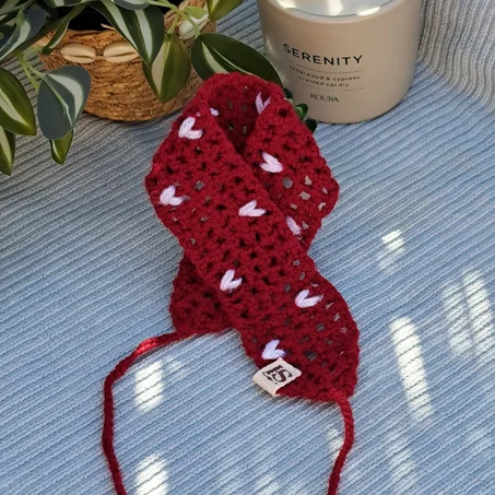❤️ Handmade Crochet Headband – Red with White Heart Motifs ❤️