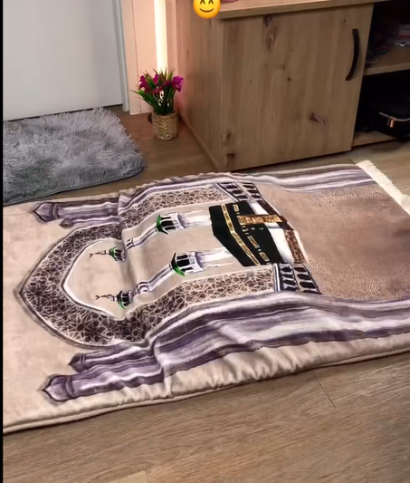 🌟 سجادة صلاة طبية بوسادة مريحة في الوسط لتجنب آلام الركبة 🌟