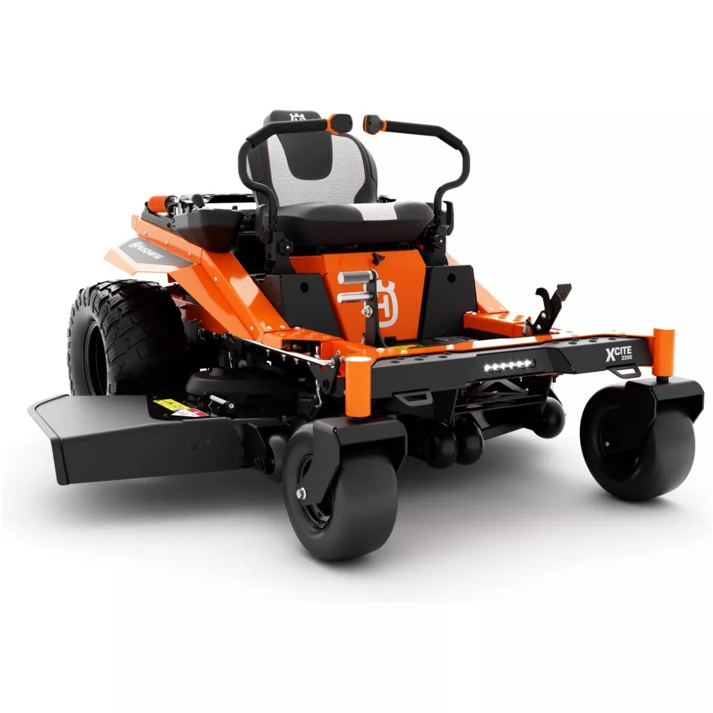 Husqvarna Xcite Z345 Zero-Turn Mower