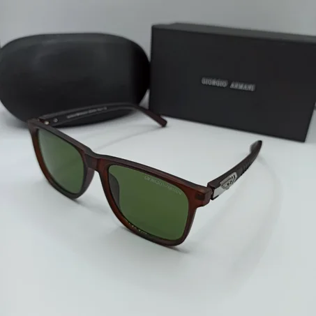 Lunettes de soleil élégantes ARMANI Verre