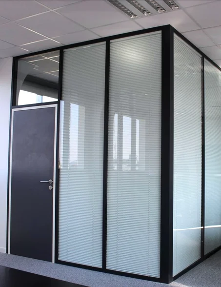 Cloisons vitrée  aluminium blanc