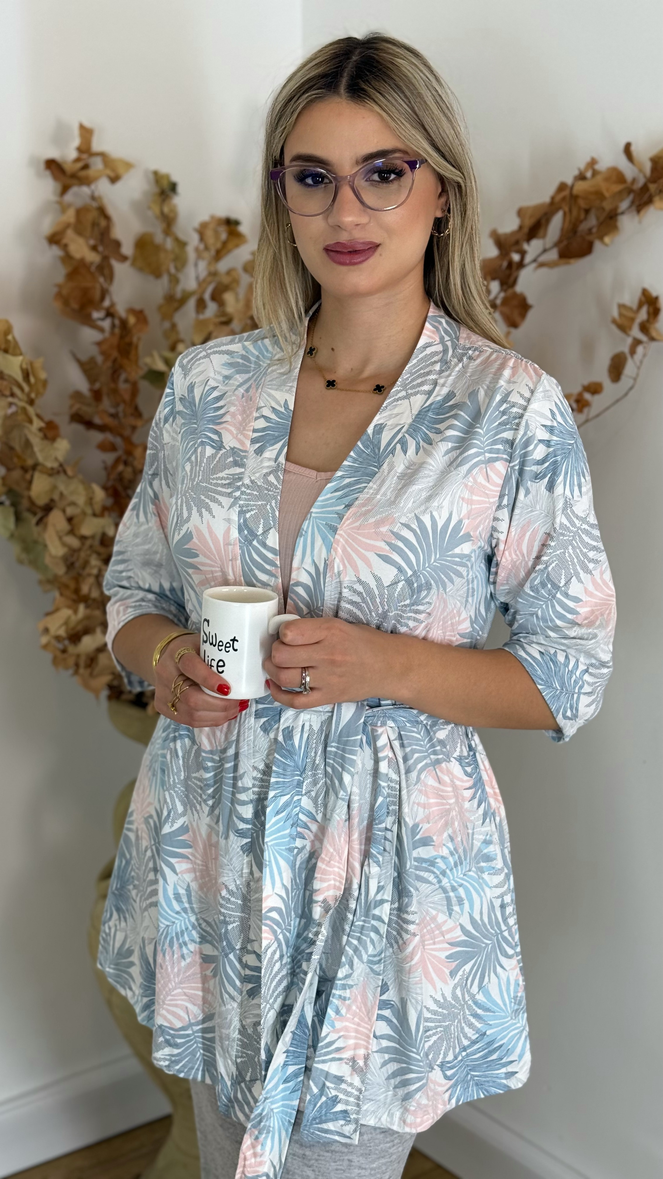 M28: Kimono Marque: Tahari __ Collection 2026 