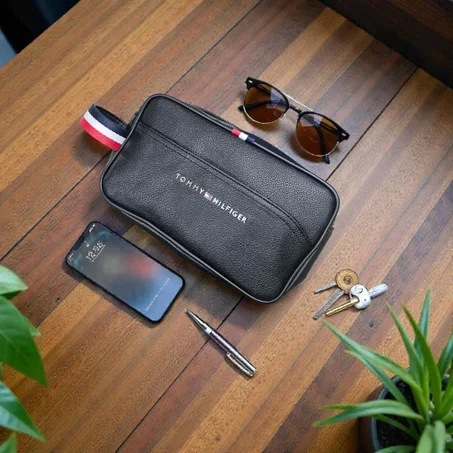 شنطة يد تومي هيلفيغر - Tommy Hilfiger 01