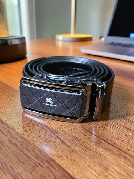 حزام مستورد اوتوماتيك Burberry