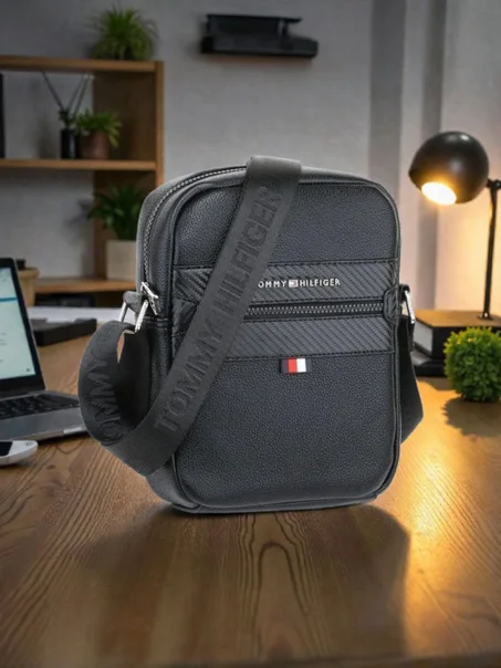 Tommy Hilfiger كروس تومي هيلفغر 06