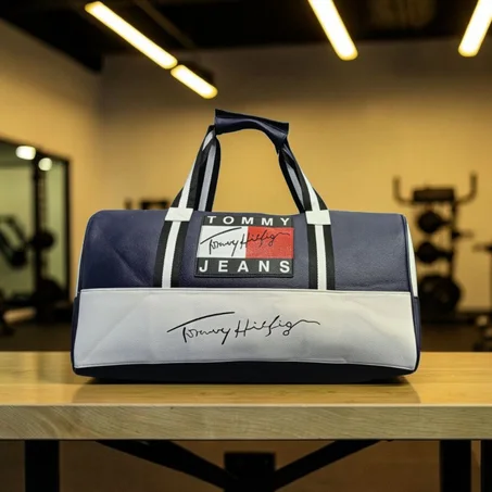 شنطة جيم جلد بالكامل - تومي هيلفيغر - Tommy Hilfiger