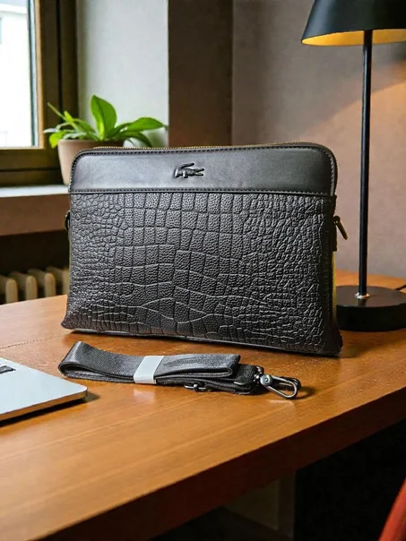 كلاتش مستورد ماركى Lacoste