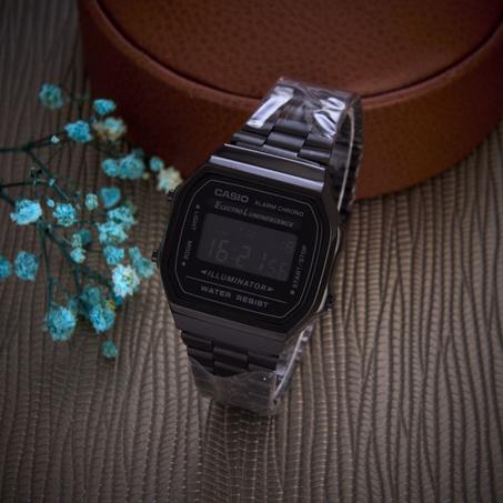 casio- ILLUMINATOR-inoxidable la bon qualitte.